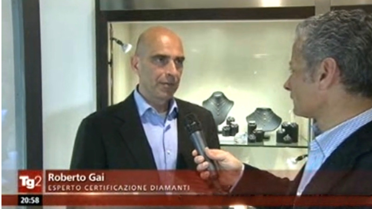 Roberto Gai al Tg2 Rai in qualità di esperto valutazione diamanti